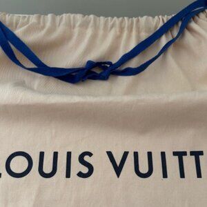 BRAND NEW FROM LV! LARGE DUST BAG W/BLUE DRAWSTRING